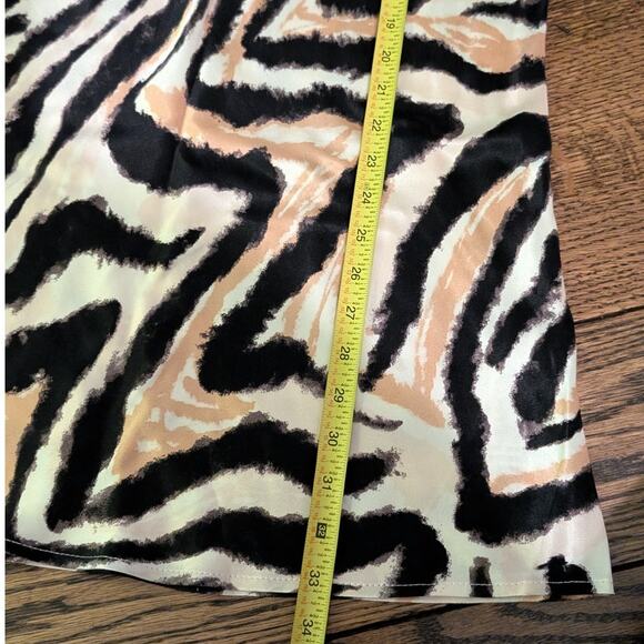 Topshop Tiger Animal Print Maxi Bias Satin High Rise A-line Skirt in Multi, sz 4 - Picture 6 of 9